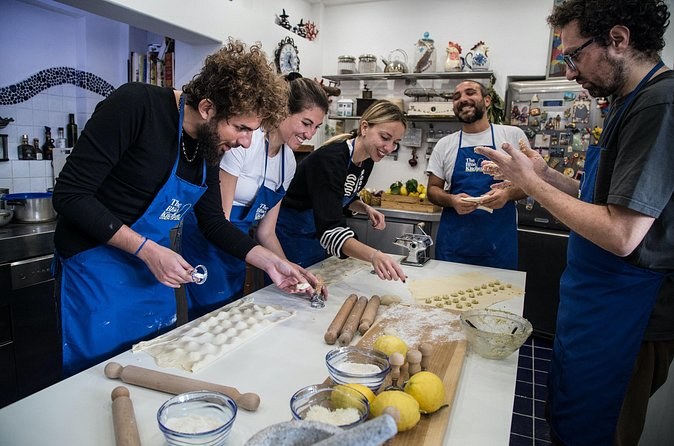 Cooking Class and Wine Pairing in Capri